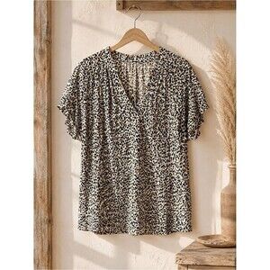 Gap Low Cut V-Neck Loose Fit Animal Print Women’s Short Sleeve Cuff Blouse Xl